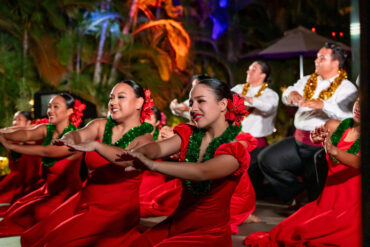 Fairmont Kea Lani hosts Annual Tree Lighting Ceremony